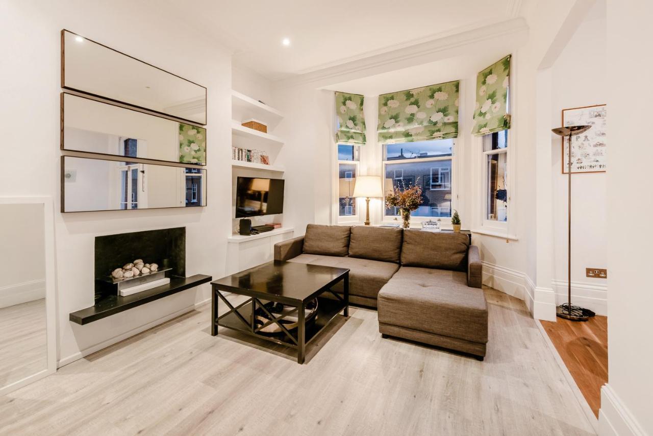 Lovely 2 Bedroom Flat In The Heart Of Chelsea London Kültér fotó